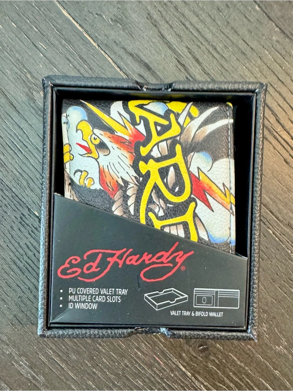 Ed Hardy Men’s Bifold “Screaming Eagle” Black Wallet & Valet Tray Set.